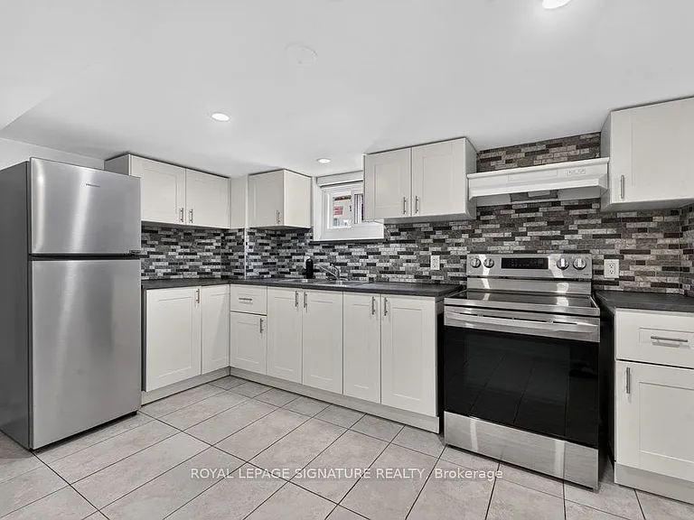 57 Miranda Ave #LOWER — Photo 4