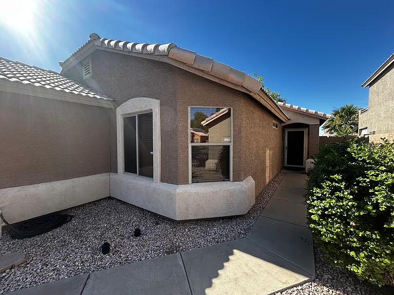 16283 W Statler St — Photo 18