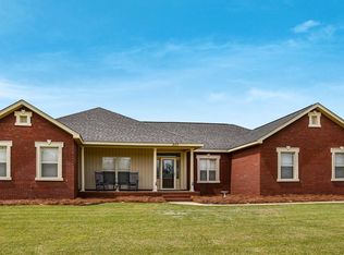 207 Glen Oaks Dr, Dothan, AL 36301