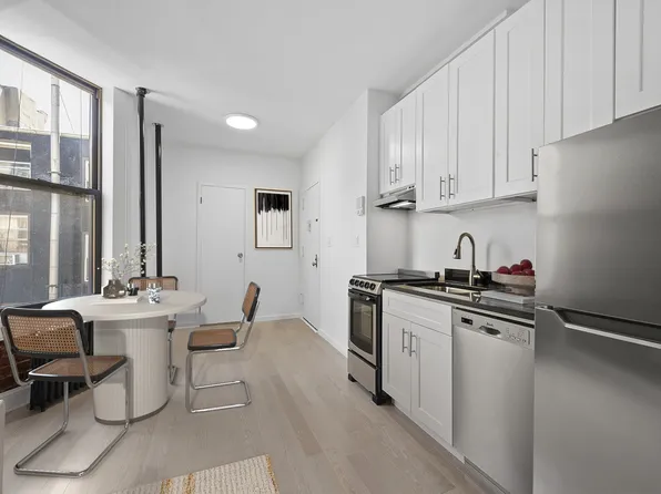 117 Mulberry Street image 4 of 5