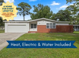 3429 Pender St, Camp Lejeune, NC 28547