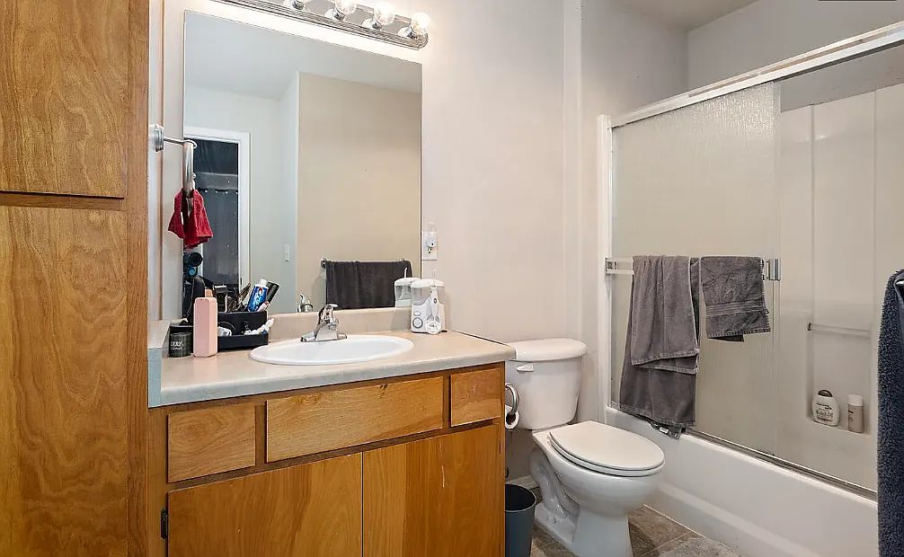 581, ID # 3167 Juniper Ridge Drive 2 - 2 — Photo 3
