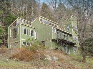 64 Deacons Way, Waterbury Center, VT 05677