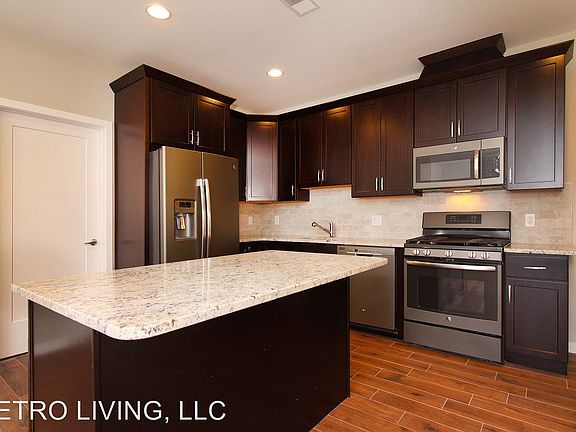 2nd image of 744 Westfield Ave APT 201