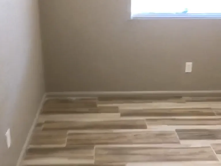 1015 Barelas St SW — Photo 5
