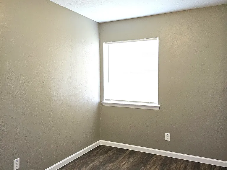 3735 Stateoak Dr — Photo 11