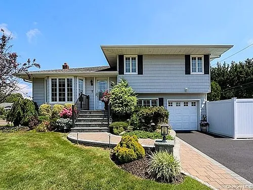 12 Barnum Ave Photo 1