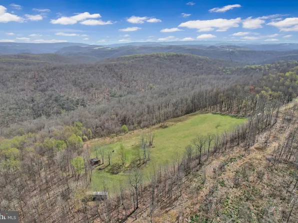 151 Middle Ridge Dr, Grantsville, MD 21536