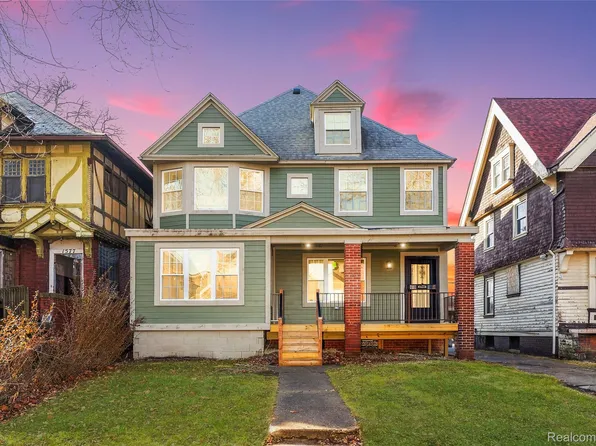 1583 Cadillac Blvd, Detroit, MI 48214