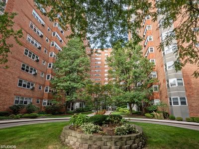 (Undisclosed Address), Chicago, IL, 60640