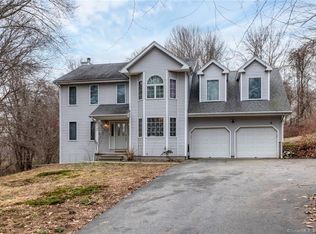 24 Coachman Pike, Ledyard, CT 06339