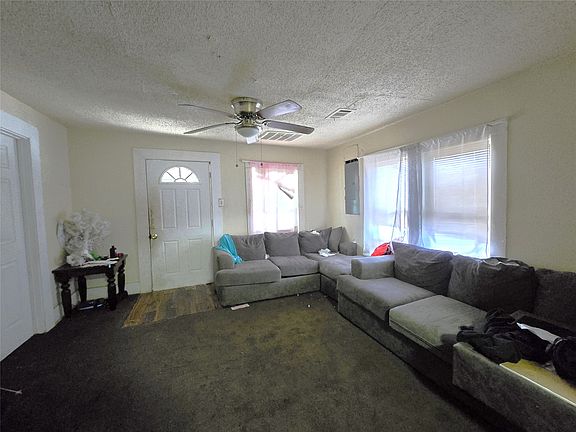 4th image of 2714 Lenway St