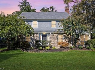 805 W End Pl, Cranford, NJ 07016