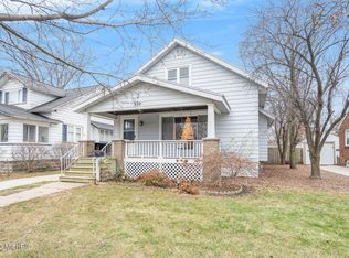 940 Franklin Ave, Grand Haven, MI 49417