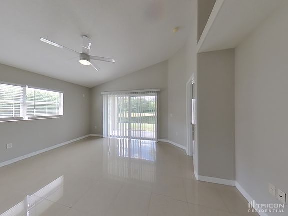 4th image of 14662 Lady Victoria Blvd