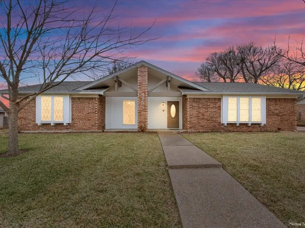 425 Lindenwood Ln W, Hewitt, TX 76643