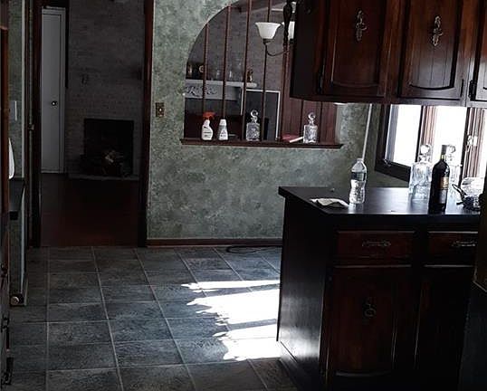 2nd image of 133 Bridle Path