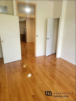 Rented by Batra Group Inc | media 2