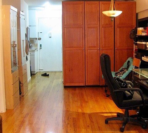 Dinning Room w/ furniture