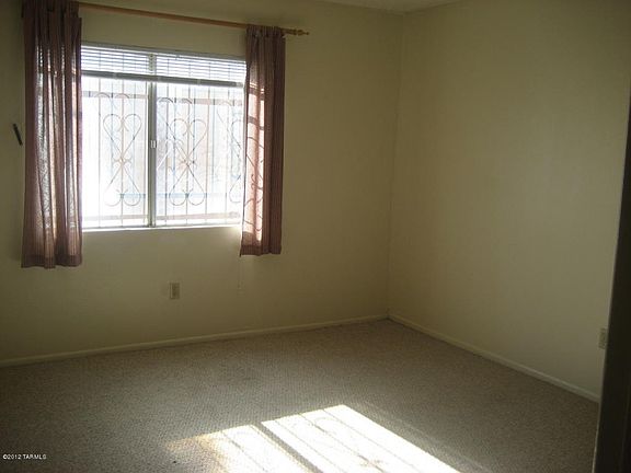 4th image of 1063 E Halcyon Rd