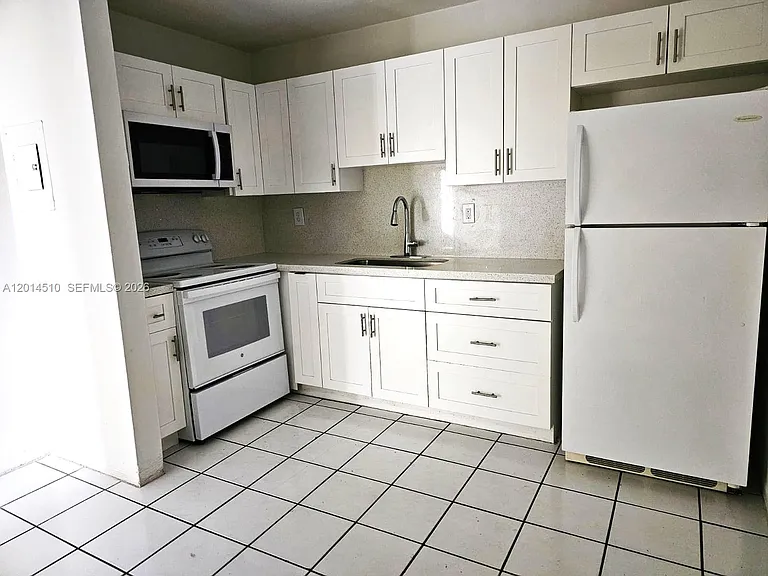 6961 W 14th Ct #207 — Photo 4