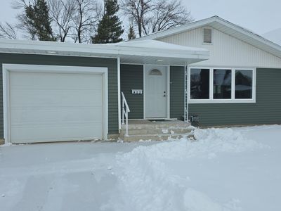 432 W Maple Dr, Hartley, IA, 51346