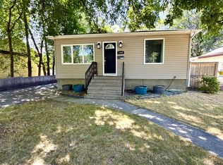 1408 N 12th Ave S, Lethbridge, AB T1K 0M9