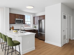 1 Center St #308, Clifton, NJ 07011