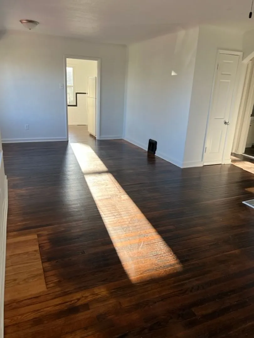 Adorable 2 bedroom 1 bath house — Photo 4