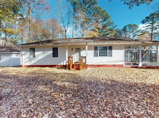 46 Deodara Dr, Hartfield, VA 23071
