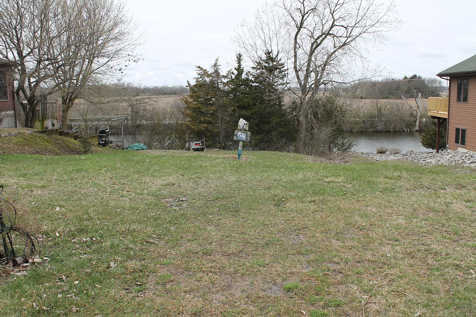 24 Hole In The Wall Ct photo 1