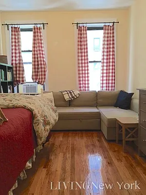 Rented by Living New York | media 10