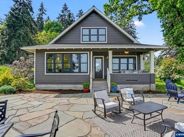 17135 Herigstad Rd NE, Silverton, OR 97381
