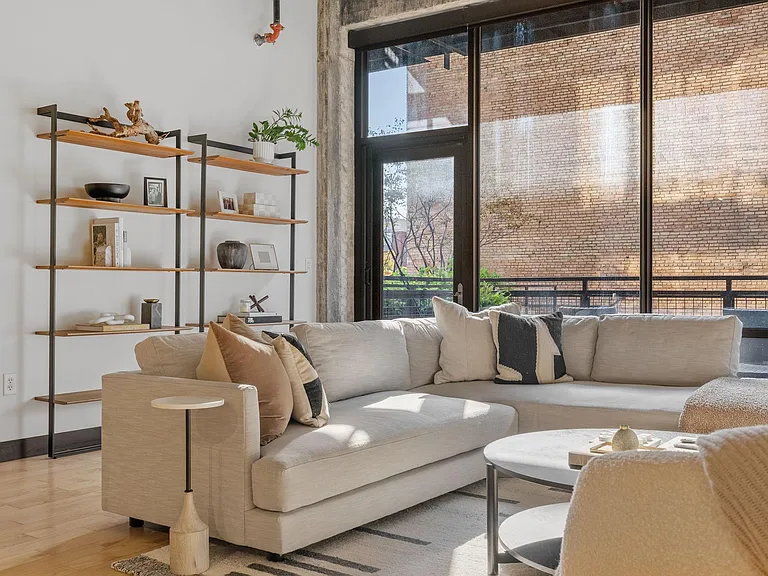 618 Washington Ave N #306 — Photo 7