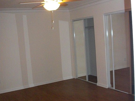 Master bedroom Mirrored Closet Doors