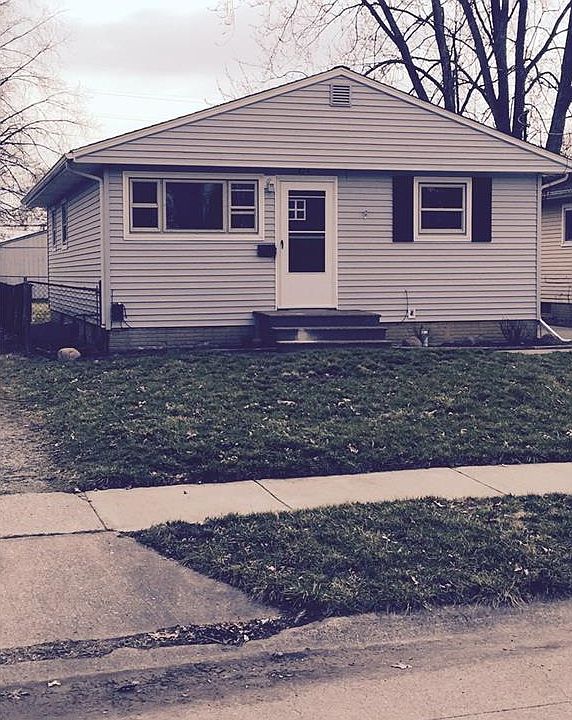 1st image of 824 Longson Ave