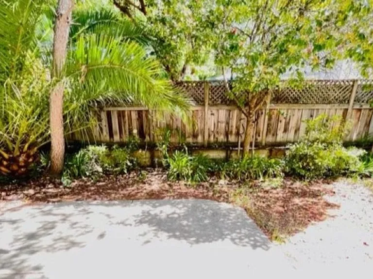 1023 Vista Pointe Cir — Photo 17
