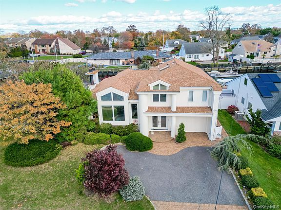2nd image of 2729 Shore Dr