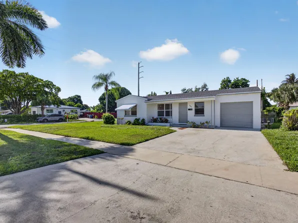 304 Cypress Drive, Lake Park, FL 33403