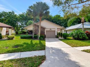 4780 Boxwood Cir, Boynton Beach, FL 33436