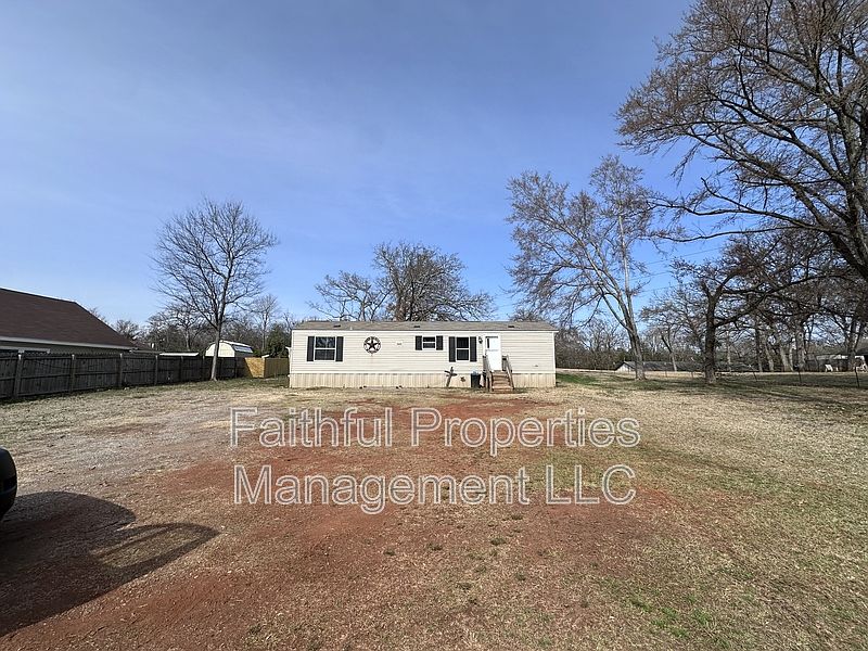 1st image of 10531 Shadow Wood Cir