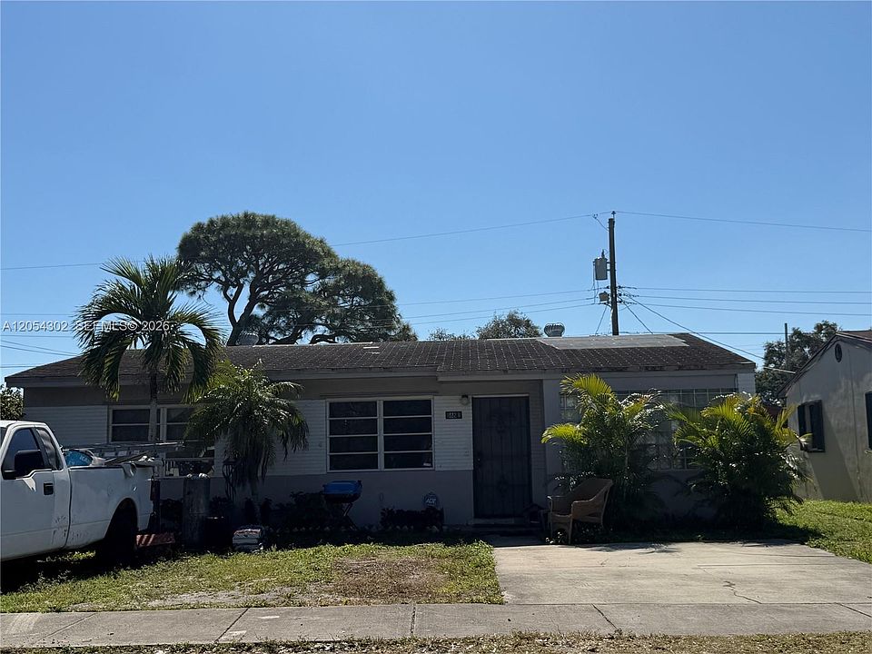 1st image of 1828 NW 152nd St