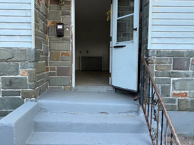 125 Lehigh St — Photo 2