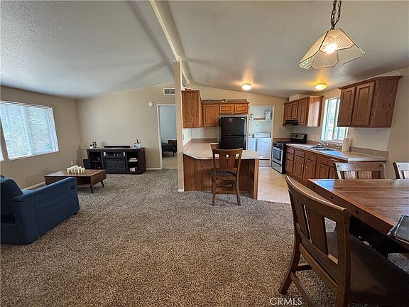 5th image of 5151 Jones St