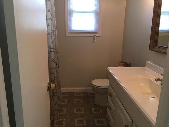 4th image of 234 Eugenia Ave