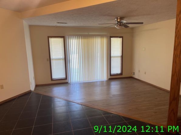 1811 Central Blvd #5