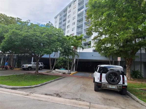 6900 Bay Dr APT 9F, Miami Beach, FL 33141