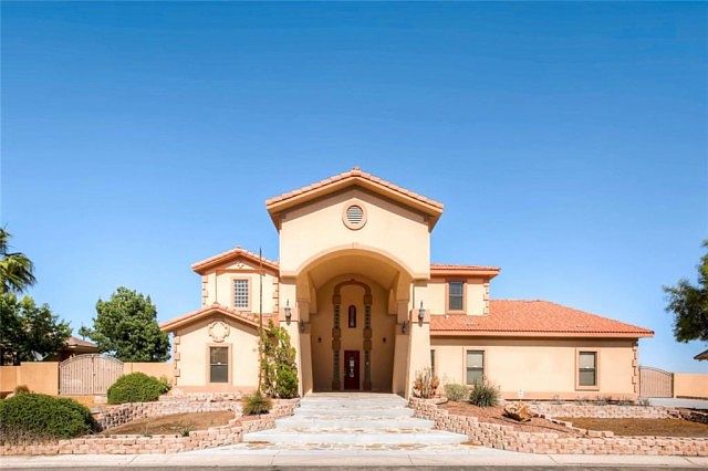 1st image of 5464 Sierra Brook Ct