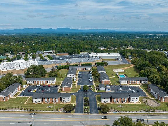 4th image of 1102 W Poinsett St APT 18