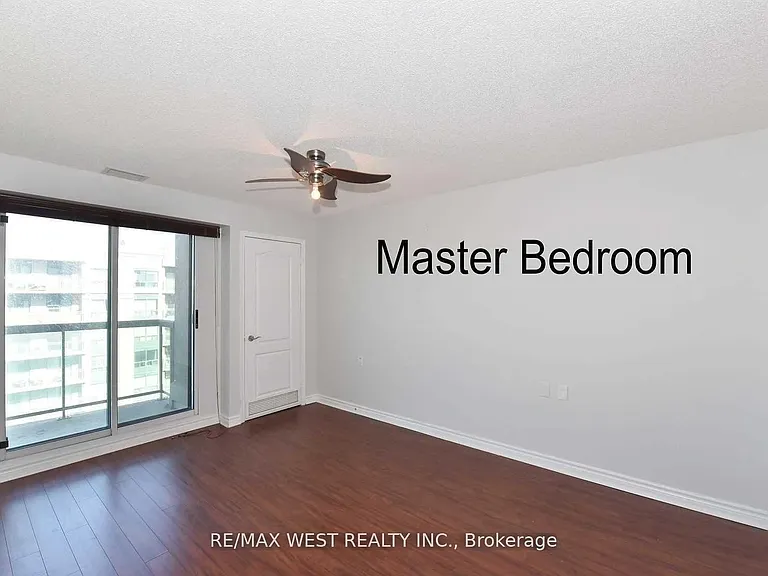 935 Sheppard Ave W #Penthouse 810 — Photo 23